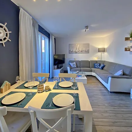 Residenz Von Flotow 01 شقة هيليغندام