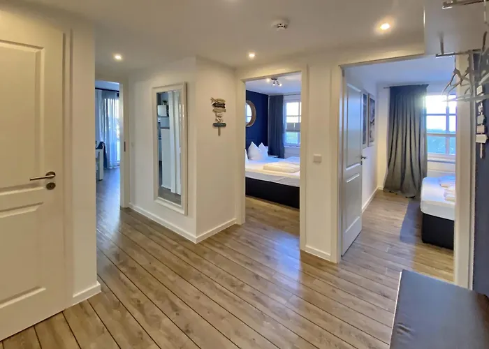 Residenz Von Flotow 01 *